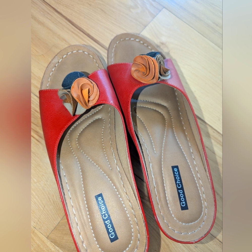 Good Choice Women's Red Slide Sandals